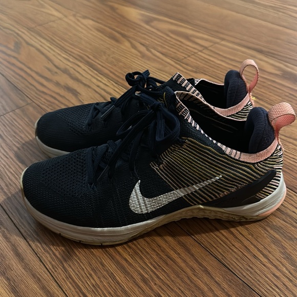 Nike MetCon - Picture 4 of 6